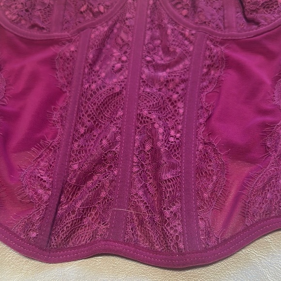 Purple Lace Bra with Contoured Support and Adjustable Straps - Picture 3 of 9